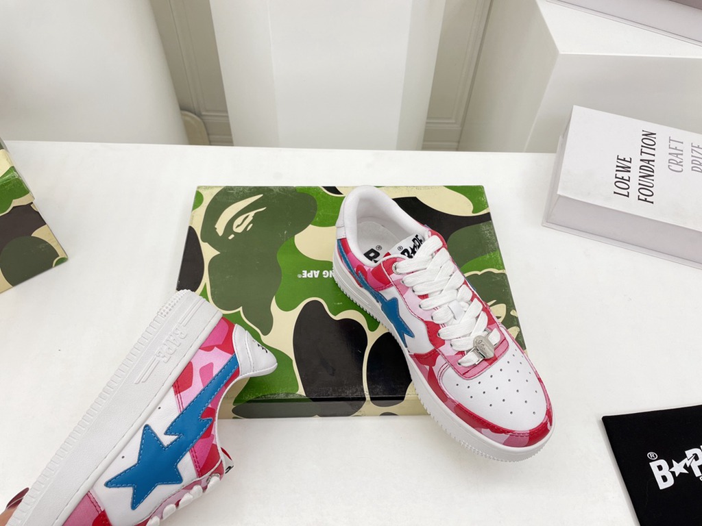 B*APE SNEAKERS